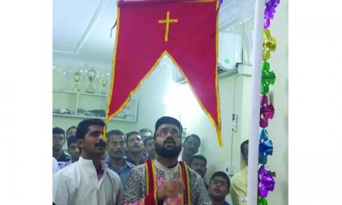 സെന്റ് ഗ്രീഗോറിയോസ് ക്നാനായ പള്ളി പെരുന്നാളിന് കൊടിയേറി സെന്റ് ഗ്രീഗോറിയോസ് ക്നാനായ പള്ളി പെരുന്നാളിന് കൊടിയേറി