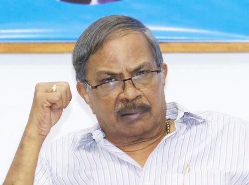 ഇംഗ്ലീഷിലും മലയാളത്തിലും തിരക്കഥയുണ്ട്: രണ്ടാമൂഴം ഉടൻ‍ സിനിമയാക്കുമെന്ന്  എം.ടി