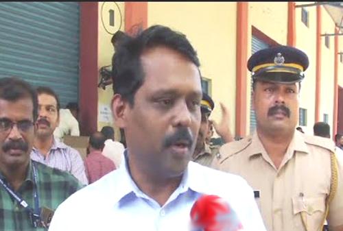 സന്നദ്ധപ്രവർത്തനത്തിന് ഇറങ്ങുന്നവരെ അറസ്റ്റ് ചെയ്യും സന്നദ്ധപ്രവർത്തനത്തിന് ഇറങ്ങുന്നവരെ അറസ്റ്റ് ചെയ്യും