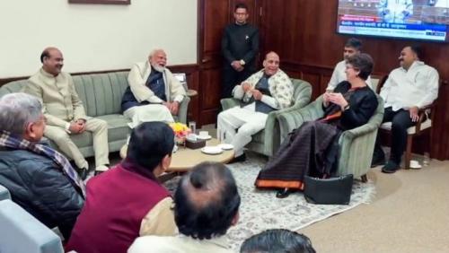 മോദിക്കൊപ്പം ചായസൽക്കാരം: പ്രിയങ്കയ്ക്കും പ്രേമചന്ദ്രനുമെതിരെ ജോൺ ബ്രിട്ടാസ്