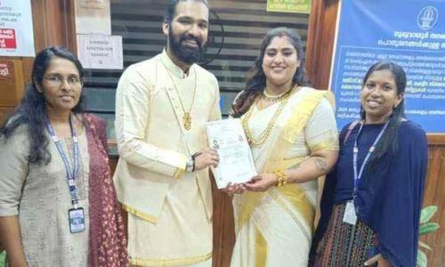 സുരേഷ് ഗോപിയുടെ മകള്‍ക്ക് അരമണിക്കൂറിനുള്ളില്‍ വിവാഹ സര്‍ട്ടിഫിക്കറ്റ്’; കെ സ്മാര്‍ട്ട് ഡബിള്‍ സ്മാര്‍ട്ടെന്ന് മന്ത്രി