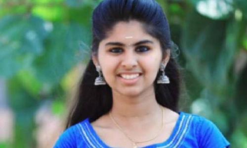 കാസർഗോഡ് ഭക്ഷ്യവിഷബാധയേറ്റ് പെണ്കുട്ടി മരിച്ച സംഭവം; ഹോട്ടൽ ഉടമ ഉൾപ്പെടെ മൂന്ന് പേർ കസ്റ്റഡിയിൽ കാസർഗോഡ് ഭക്ഷ്യവിഷബാധയേറ്റ് പെണ്കുട്ടി മരിച്ച സംഭവം; ഹോട്ടൽ ഉടമ ഉൾപ്പെടെ മൂന്ന് പേർ കസ്റ്റഡിയിൽ