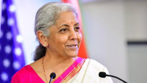 ഡോളറിന്റെ വളർച്ചയാണ് രൂപയുടെ തകർച്ചക്ക് കാരണമെന്ന് നിർമല സീതരാമൻ ഡോളറിന്റെ വളർച്ചയാണ് രൂപയുടെ തകർച്ചക്ക് കാരണമെന്ന് നിർമല സീതരാമൻ