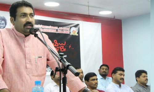 മധുവിന്റെ കൊലപാതകം : കല കുവൈറ്റ് പ്രതിഷേധ കൂട്ടായ്മ സംഘടിപ്പിച്ചു മധുവിന്റെ കൊലപാതകം : കല കുവൈറ്റ് പ്രതിഷേധ കൂട്ടായ്മ സംഘടിപ്പിച്ചു