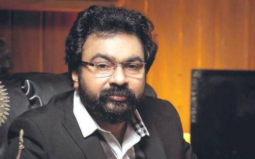 പ്രായപൂര്ത്തിയാകാത്ത പെണ്കുട്ടിയ പീഡിപ്പിച്ചെന്ന കേസ്; മോന്സന് മാവുങ്കലിന് ജീവപര്യന്തം തടവ് പ്രായപൂര്ത്തിയാകാത്ത പെണ്കുട്ടിയ പീഡിപ്പിച്ചെന്ന കേസ്; മോന്സന് മാവുങ്കലിന് ജീവപര്യന്തം തടവ്