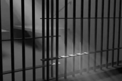 ബഹ്‌റൈനിൽ സാമ്പത്തിക തട്ടിപ്പും പണമിടപാടും: ഏഷ്യക്കാരിയായ വീട്ടുജോലിക്കാരിക്ക് 5 വർഷം തടവും ഒരു ലക്ഷം ദിനാർ പിഴയും