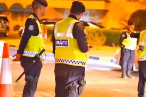 സുരക്ഷാ പരിശോധന ശക്തം: കുവൈത്തിൽ 239 പേർ പിടിയിൽ സുരക്ഷാ പരിശോധന ശക്തം: കുവൈത്തിൽ 239 പേർ പിടിയിൽ