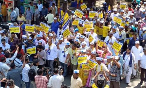 മനീഷ് സിസോദിയയുടെ അറസ്റ്റ്; ഡൽഹിയിൽ വ്യാപക പ്രതിഷേധം മനീഷ് സിസോദിയയുടെ അറസ്റ്റ്; ഡൽഹിയിൽ വ്യാപക പ്രതിഷേധം