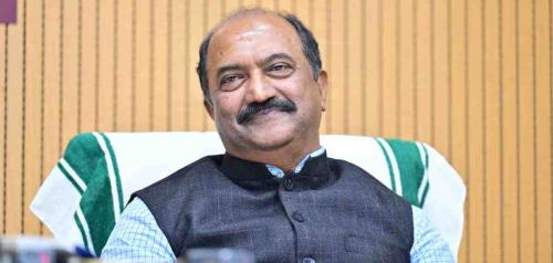 തദ്ദേശ സ്ഥാപനങ്ങള്‍ക്ക് കരുതല്‍; മുന്‍ ജനപ്രതിനിധികള്‍ക്ക് ക്ഷേമനിധി അടക്കം വമ്പന്‍ പ്രഖ്യാപനങ്ങള്‍