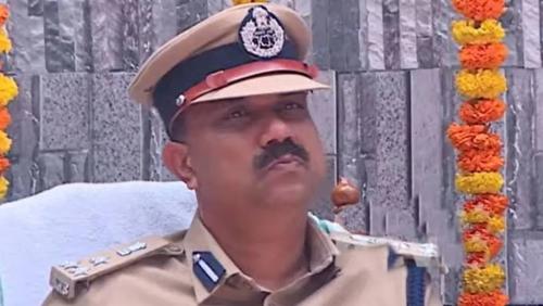 ഡിഐജി വിനോദ് കുമാർ വൻതോതിൽ കൈക്കൂലി വാങ്ങിയതിന് തെളിവുമായി വിജിലൻസ്