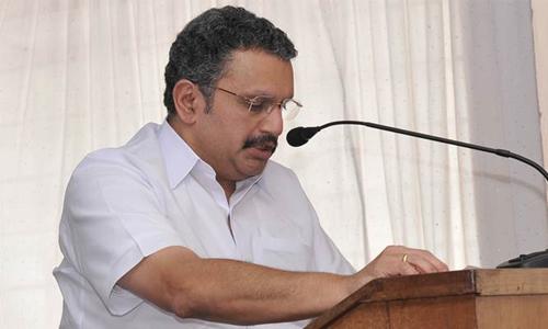 ഗവർണർ വിളിച്ചപ്പോൾ ഇരട്ടച്ചങ്കന്റെ ധൈര്യം പോയെന്നു കെ. മുരളീധരന്‍