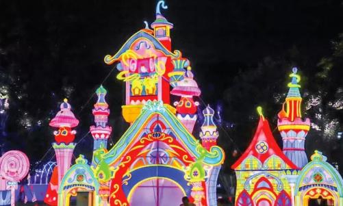 വി​സ്മ​യ​ക്കാ​ഴ്ച​യു​മാ​യി അ​ൽ ബി​ദ പാ​ർ​ക്ക്; ലാ​ന്റേ​ൺ ഫെ​സ്റ്റി​ന് ഇ​ന്ന് തുടക്കം