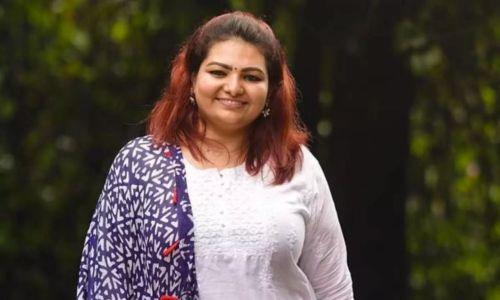 ബുദ്ധിമുട്ട് നേരിടുന്ന നിര്മാതാക്കൾ നിരവധിയുണ്ട്, പ്രതികരിക്കാത്തത് ഭയം കൊണ്ട് : സാന്ദ്ര തോമസ് ബുദ്ധിമുട്ട് നേരിടുന്ന നിര്മാതാക്കൾ നിരവധിയുണ്ട്, പ്രതികരിക്കാത്തത് ഭയം കൊണ്ട് : സാന്ദ്ര തോമസ്