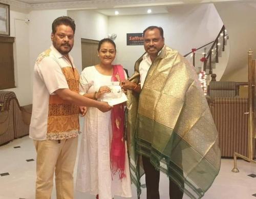 ന​ടി ഷ​ക്കീ​ല ഇനി ത​മി​ഴ്നാ​ട് കോ​ൺ​ഗ്ര​സ് മ​നു​ഷ്യാ​വ​കാ​ശ വി​ഭാ​ഗം ജ​ന​റ​ൽ സെ​ക്ര​ട്ട​റി