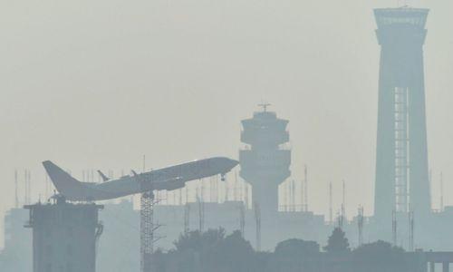 കനത്ത മൂടൽമഞ്ഞ്; ഡൽഹി വിമാനത്താവളത്തിന്റെ ദൃശ്യപരിധി പൂജ്യം കനത്ത മൂടൽമഞ്ഞ്; ഡൽഹി വിമാനത്താവളത്തിന്റെ ദൃശ്യപരിധി പൂജ്യം