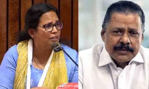 പൊട്ടൽ ഇല്ലാത്ത കൈയിലാണ് രമ പ്ലാസ്റ്റർ ഇട്ടിരിക്കുന്നത്; പരിഹാസവുമായി എംവി ഗോവിന്ദൻ പൊട്ടൽ ഇല്ലാത്ത കൈയിലാണ് രമ പ്ലാസ്റ്റർ ഇട്ടിരിക്കുന്നത്; പരിഹാസവുമായി എംവി ഗോവിന്ദൻ