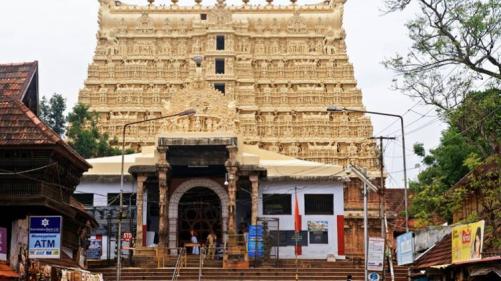 പത്മനാഭ സ്വാമി ക്ഷേത്രത്തിന് സമീപത്തെ അഗ്രഹാരങ്ങൾ പൊളിച്ച് ഫ്ളൈഓവർ പണിയാൻ സർക്കാർ നീക്കം: പ്രതിഷേധം ശക്തം പത്മനാഭ സ്വാമി ക്ഷേത്രത്തിന് സമീപത്തെ അഗ്രഹാരങ്ങൾ പൊളിച്ച് ഫ്ളൈഓവർ പണിയാൻ സർക്കാർ നീക്കം: പ്രതിഷേധം ശക്തം