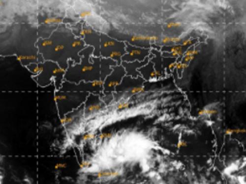 നിവർ ചുഴലിക്കാറ്റ് ഭീഷണിയിൽ തമിഴ്‌നാട്; നാളെ തീരം തൊടും
