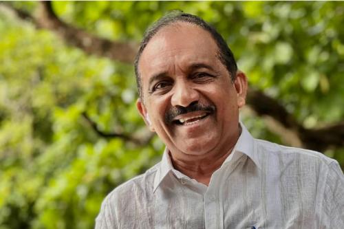 മുഖ്യമന്ത്രി നിർണ്ണയത്തിൽ അനിശ്ചിതത്വം: വി.ഡി. സതീശനായി മുറവിളി കൂട്ടി അണികൾ; ബെന്നി ബെഹനാനെ തടഞ്ഞു