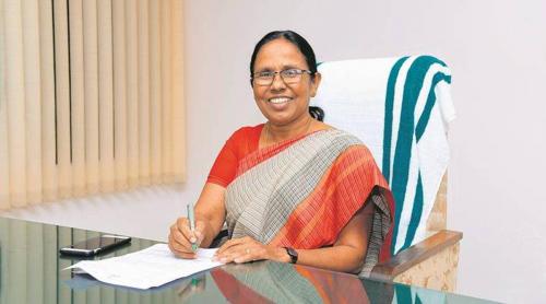 കേരളത്തിൽ കോവിഡ് പ്രതിരോധം കടുപ്പിക്കുമെന്ന് ആരോഗ്യമന്ത്രി കെ.കെ ശൈലജ കേരളത്തിൽ കോവിഡ് പ്രതിരോധം കടുപ്പിക്കുമെന്ന് ആരോഗ്യമന്ത്രി കെ.കെ ശൈലജ