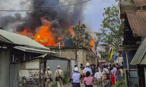 മണിപ്പൂരിൽ വീണ്ടും വെടിവെപ്പ്; രണ്ട് കര്ഷകര് മരിച്ചു മണിപ്പൂരിൽ വീണ്ടും വെടിവെപ്പ്; രണ്ട് കര്ഷകര് മരിച്ചു