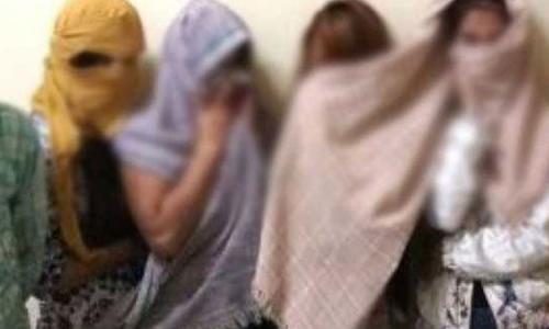 ഷെയറിംഗ് മുറികൾ വാഗ്ദാനം ചെയ്ത്   അനാശാസ്യവും 
