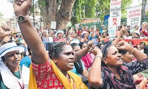 മുട്ടുമടക്കി സര്ക്കാര്; ആശമാര്ക്ക് ഓണറേറിയം നല്കാനുള്ള മാനദണ്ഡം പിന്വലിച്ചു മുട്ടുമടക്കി സര്ക്കാര്; ആശമാര്ക്ക് ഓണറേറിയം നല്കാനുള്ള മാനദണ്ഡം പിന്വലിച്ചു
