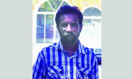 ജീ­വനോ­ടെ­ എനി­ക്ക് നാ­ട്ടി­ലേ­യ്ക്ക് പോ­കാൻ കഴി­യു­മോ­ സാർ...?