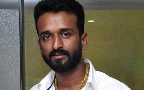 തെലുങ്ക് നിര്മാതാവ് കെ.പി ചൗധരി മയക്കുമരുന്ന് കേസില് അറസ്റ്റില് തെലുങ്ക് നിര്മാതാവ് കെ.പി ചൗധരി മയക്കുമരുന്ന് കേസില് അറസ്റ്റില്