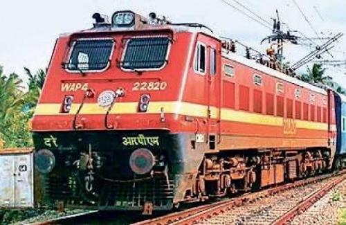 'തിരുപ്പതി, വേളാങ്കണ്ണി, രാമേശ്വരം'; കേരളത്തിന് പുതിയ മൂന്ന് ട്രെയ്നുകള് കൂടി 'തിരുപ്പതി, വേളാങ്കണ്ണി, രാമേശ്വരം'; കേരളത്തിന് പുതിയ മൂന്ന് ട്രെയ്നുകള് കൂടി