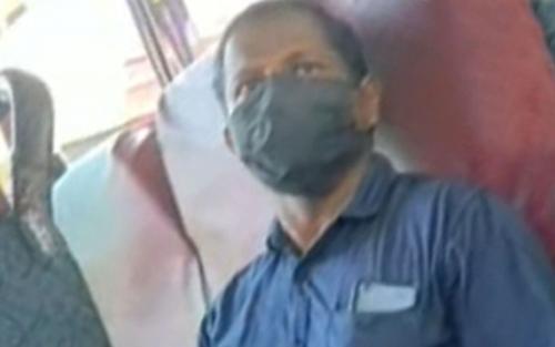 കണ്ണൂർ ബസിലെ നഗ്നതാ പ്രദർശനം; പ്രതി കസ്റ്റഡിയിൽ കണ്ണൂർ ബസിലെ നഗ്നതാ പ്രദർശനം; പ്രതി കസ്റ്റഡിയിൽ