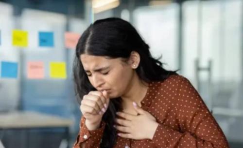 ചുമ മരുന്നുകളുടെ വിൽപനയിൽ നിയന്ത്രണം ഏർപ്പെടുത്തി കേന്ദ്ര സർക്കാർ