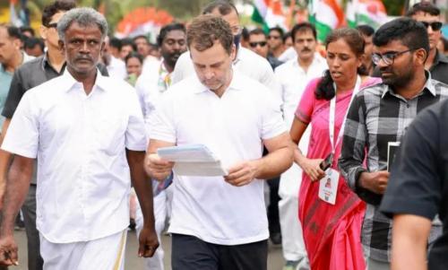 കെജിഎഫ് 2വിലെ ഗാനങ്ങൾ ഉപയോഗിച്ചു ; രാഹുൽ ഗാന്ധിക്കെതിരെ കോടതിയലക്ഷ്യ നോട്ടീസയച്ച് കർണാടക ഹൈക്കോടതി