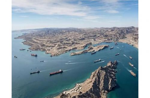 ഹോർമുസ് കടലിടുക്കിൽ മൈനുകൾ നീക്കം ചെയ്യാൻ അമേരിക്ക; പുതിയ നാവിക പാതയൊരുങ്ങുന്നു