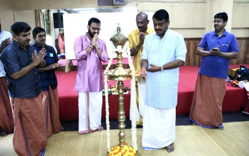 ശ്രീശാസ്ത ഉടുക്കുകൊട്ട് പാട്ട് സംഘം ബഹ്റൈൻ ഉടുക്കുകൊട്ട് പാട്ട് അരങ്ങേറ്റം സംഘടിപ്പിച്ചു ശ്രീശാസ്ത ഉടുക്കുകൊട്ട് പാട്ട് സംഘം ബഹ്റൈൻ ഉടുക്കുകൊട്ട് പാട്ട് അരങ്ങേറ്റം സംഘടിപ്പിച്ചു