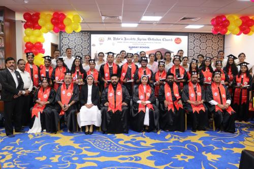 ബഹ്‌റൈൻ സെന്റ് പീറ്റേഴ്‌സ് ഇടവകയുടെ സൺ‌ഡേ സ്കൂളിലെ ഗ്രാജുവേഷൻ സെറിമണി നടന്നു