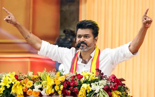 തമിഴ്‌നാട് എംഎൽഎമാർക്ക് കാറും പ്രതിമാസം 75,000 രൂപ അലവൻസും: വിജയിയുടെ വൻ പ്രഖ്യാപനം