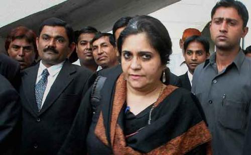 ഗുജറാത്ത് കലാപ ഗൂഢാലോചന കേസ്: ടീസ്ത സെതൽവാദിന് ജാമ്യം അനുവദിച്ചു ഗുജറാത്ത് കലാപ ഗൂഢാലോചന കേസ്: ടീസ്ത സെതൽവാദിന് ജാമ്യം അനുവദിച്ചു
