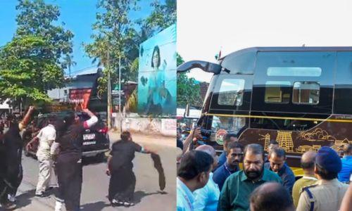 മുഖ്യമന്ത്രിയെ കരിങ്കൊടി കാണിക്കാനെത്തിയ മഹിളാ കോൺഗ്രസ് പ്രവർത്തകർ കസ്റ്റഡിയിൽ