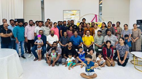 വോയ്സ് ഓഫ് ആലപ്പി കുടുംബ സംഗമം സംഘടിപ്പിച്ചു വോയ്സ് ഓഫ് ആലപ്പി കുടുംബ സംഗമം സംഘടിപ്പിച്ചു