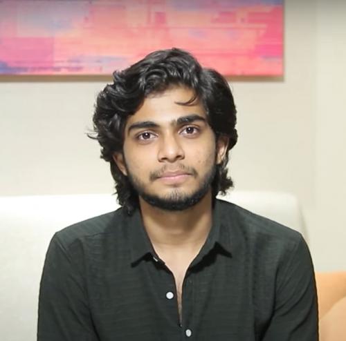 നസ്ലിന്റെ പേരിൽ പ്രധാനമന്ത്രിക്കെതിരെ കമന്റിട്ടത് യു.എ.ഇയിൽ നിന്നെന്ന് സൈബർ പോലീസ് നസ്ലിന്റെ പേരിൽ പ്രധാനമന്ത്രിക്കെതിരെ കമന്റിട്ടത് യു.എ.ഇയിൽ നിന്നെന്ന് സൈബർ പോലീസ്