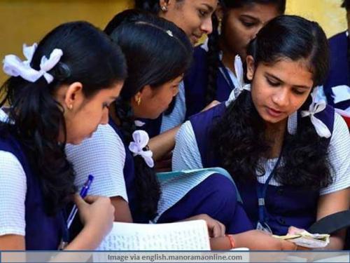 പ്ലസ് വൺ റിസൾട്ട് പ്രസിദ്ധീകരിച്ചു പ്ലസ് വൺ റിസൾട്ട് പ്രസിദ്ധീകരിച്ചു