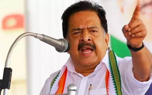 സേഫ് കേരള പദ്ധതി തീ വെട്ടിക്കൊള്ള, ലാപ്ടോപ്പുകൾ വാങ്ങിയത് 3 ഇരട്ടി വിലയ്ക്ക്; രമേശ് ചെന്നിത്തല