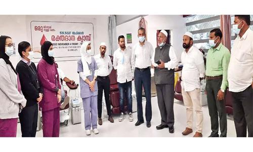 സമസ്ത ബഹ്റൈൻരക്തദാന ക്യാമ്പ് സംഘടിപ്പിച്ചു സമസ്ത ബഹ്റൈൻരക്തദാന ക്യാമ്പ് സംഘടിപ്പിച്ചു