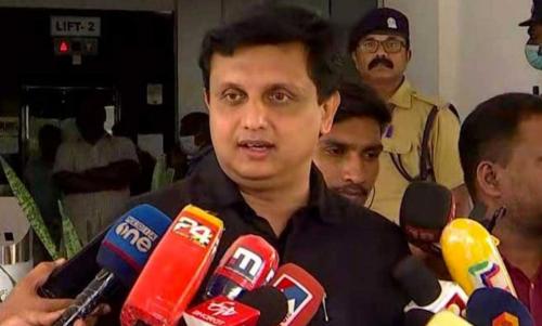 കലോത്സവ ഗാനദൃശ്യാവിഷ്കാര വിവാദം: സംഘപരിവാർ ബന്ധം പരിശോധിക്കണമെന്ന് മുഹമ്മദ് റിയാസ് കലോത്സവ ഗാനദൃശ്യാവിഷ്കാര വിവാദം: സംഘപരിവാർ ബന്ധം പരിശോധിക്കണമെന്ന് മുഹമ്മദ് റിയാസ്