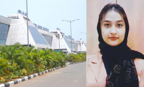 കരിപ്പൂർ വിമാനത്താവളത്തിൽ വീണ്ടും സ്വർണ്ണവേട്ട; 19കാരി പിടിയിൽ കരിപ്പൂർ വിമാനത്താവളത്തിൽ വീണ്ടും സ്വർണ്ണവേട്ട; 19കാരി പിടിയിൽ