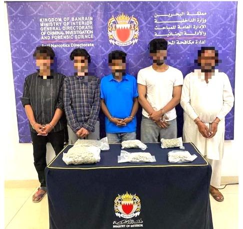 ബഹ്റൈനിലേക്ക് കഞ്ചാവ് കടത്താൻ ശ്രമിച്ച ഏഷ്യൻ സ്വദേശികളെ അറസ്റ്റ് ചെയ്തു ബഹ്റൈനിലേക്ക് കഞ്ചാവ് കടത്താൻ ശ്രമിച്ച ഏഷ്യൻ സ്വദേശികളെ അറസ്റ്റ് ചെയ്തു