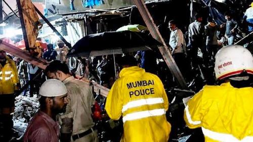 മുംബൈയിൽ കനത്ത മഴ; കെട്ടിടം തകർന്നുവിണ് കുട്ടികളടക്കം ആറ് മരണം