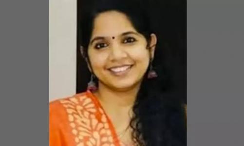 അഹമ്മദാബാദ് വിമാന ദുരന്തം: മരിച്ചവരിൽ മലയാളി യുവതിയും അഹമ്മദാബാദ് വിമാന ദുരന്തം: മരിച്ചവരിൽ മലയാളി യുവതിയും