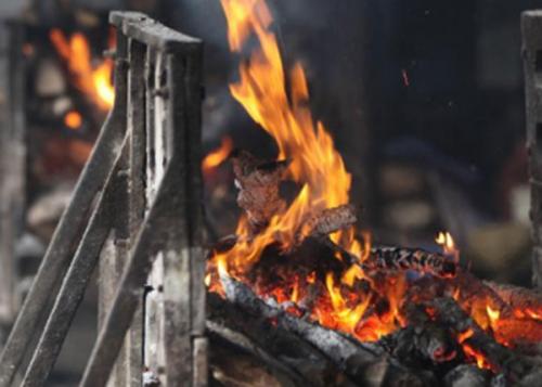 കൊവിഡ് രോഗികളുടെ മൃതദേഹം പള്ളി സെമിത്തേരിയിൽ ദഹിപ്പിക്കും; മാതൃകയായി ആലപ്പുഴ ലത്തീൻ അതിരൂപത         